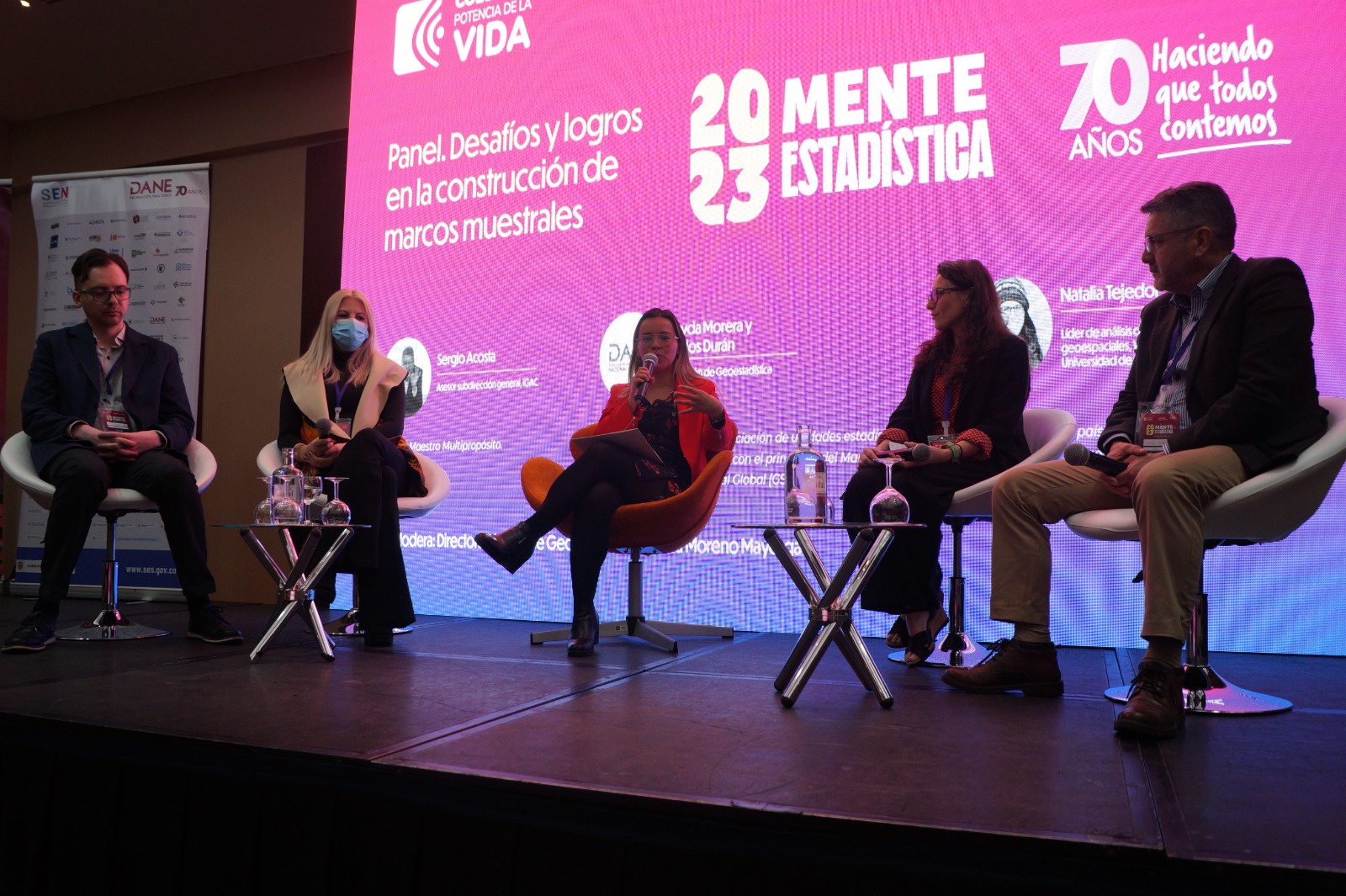 Dr Tejedor-Garavito taking part in a panel at “Statistical Mind: 70 making us all count".