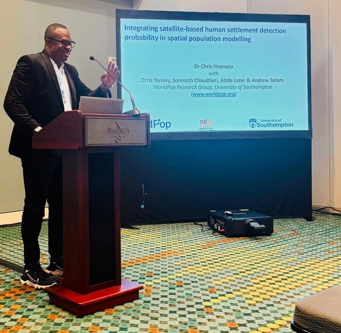 Photo of Chris Nnanatu presenting at JSM 2025