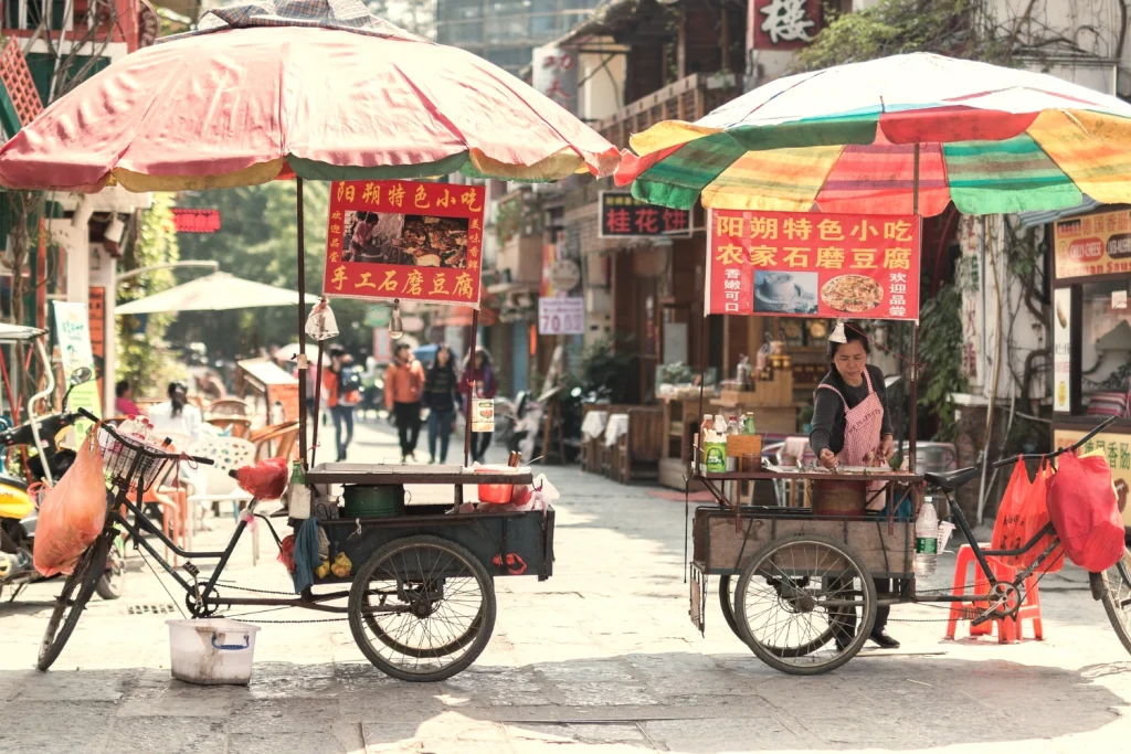 Photo of Street Vendors, Guilin, China