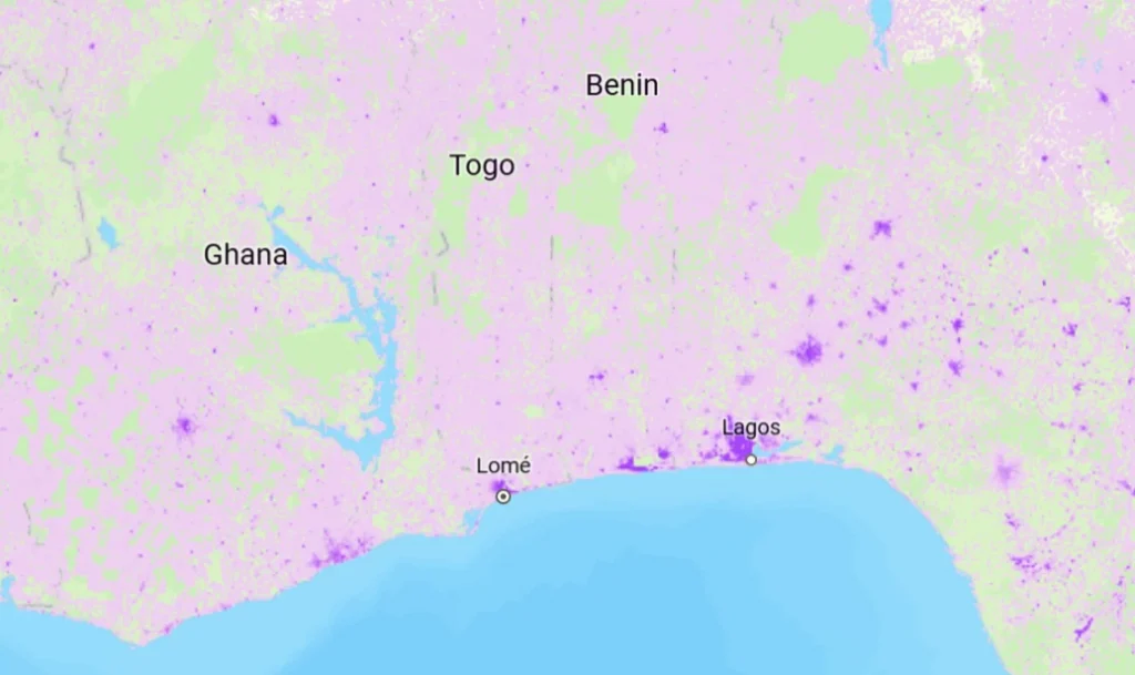 Screen capture of graphic from ArcGIS Scene Viewer of Global Projected Count of Children Under Age 5 for 2030 derived from 1-km cell size WorldPop Global2.