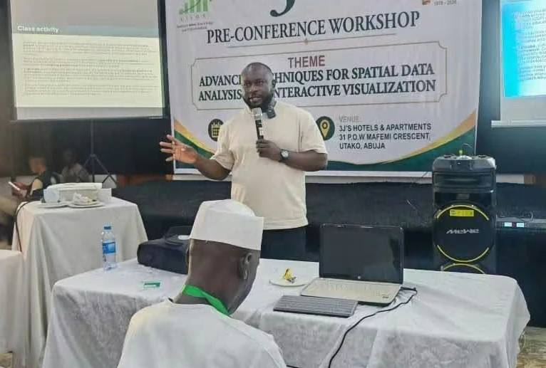 Photo of Dr Edson Utazi presenting a pre conference workshop at CISON 2026