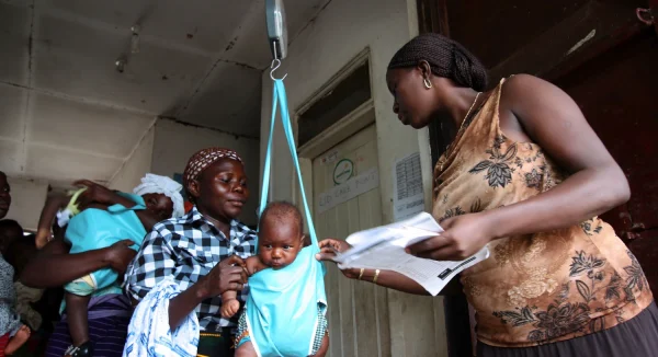 Photo of health clinic for Congo refugees in Uganda